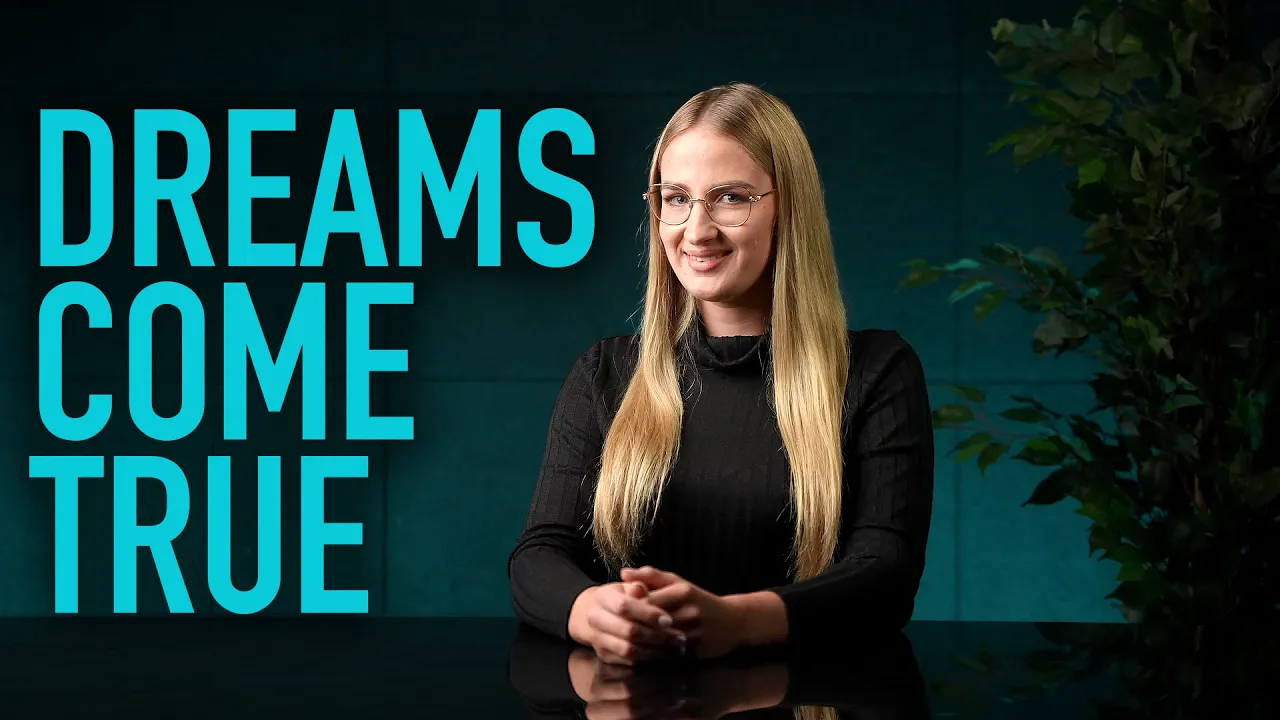 MikroTik hAP ax³ cihazının arka görünümü